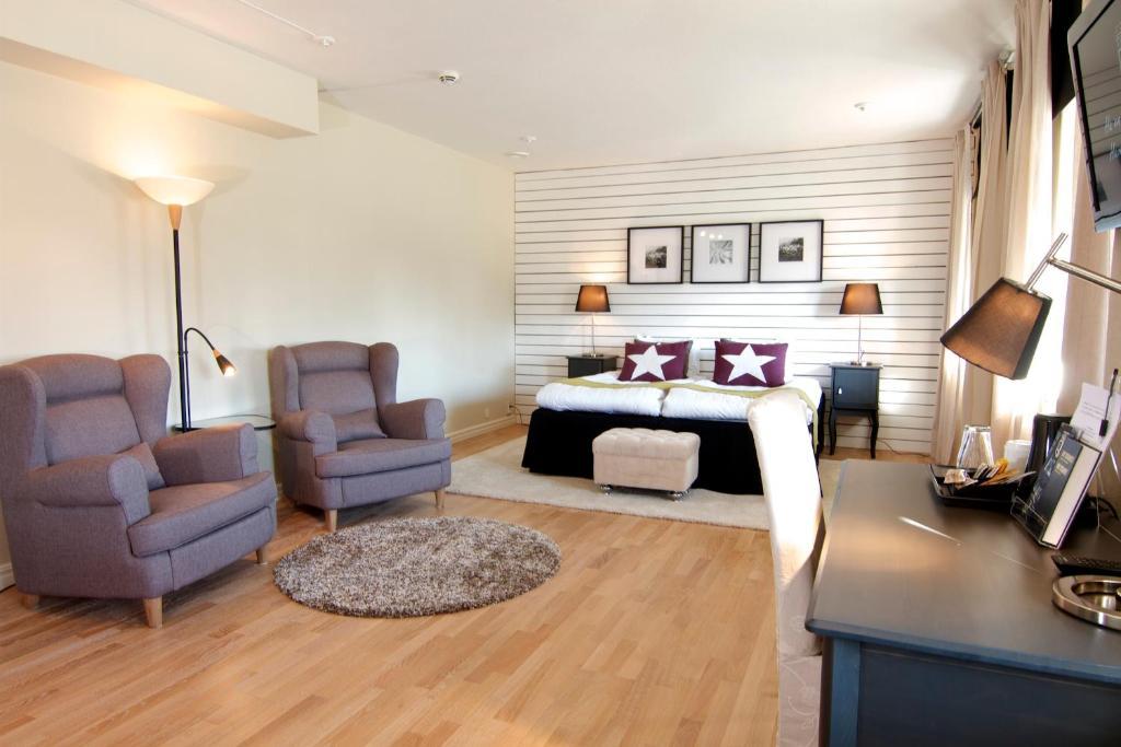 Hotell Tinget Sala Εξωτερικό φωτογραφία