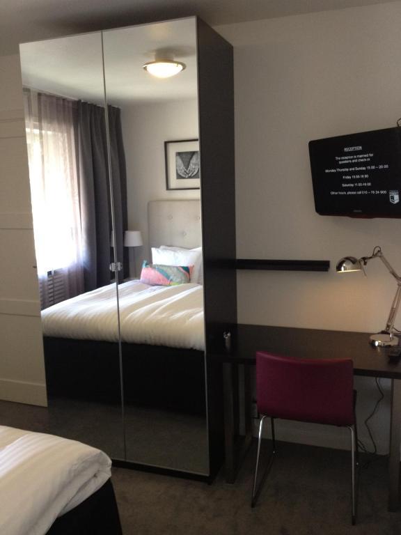 Hotell Tinget Sala Δωμάτιο φωτογραφία