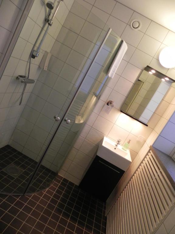 Hotell Tinget Sala Δωμάτιο φωτογραφία