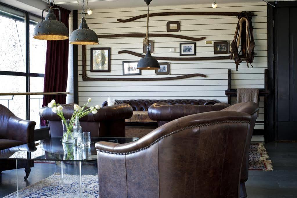 Hotell Tinget Sala Εξωτερικό φωτογραφία